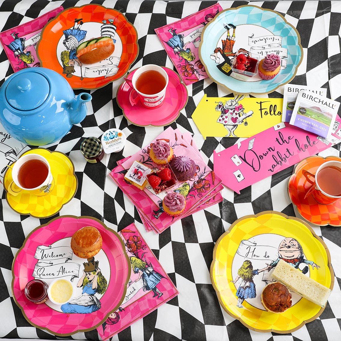 Alice in Wonderland Bright Tea Cup Set - 12 Pack