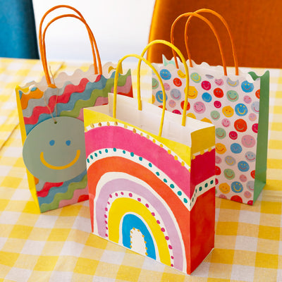 Happy Face Paper Gift Bags - 8 Pack