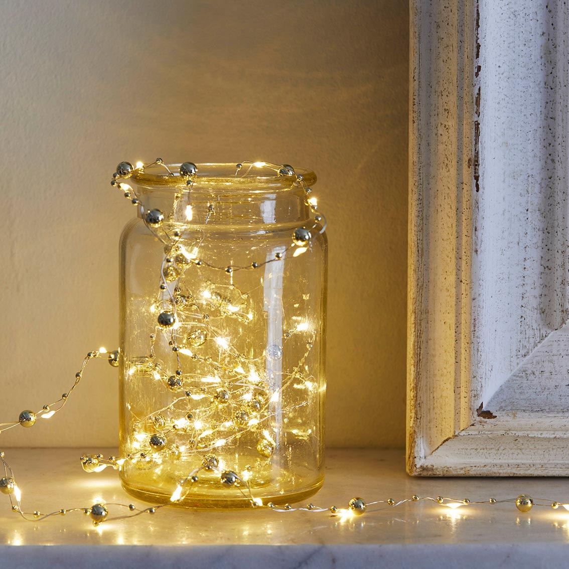 Botanical Mistletoe Gold Bead LED String Lights - 10ft