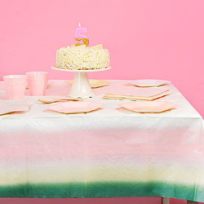 We ♥ Pastel Table Cover