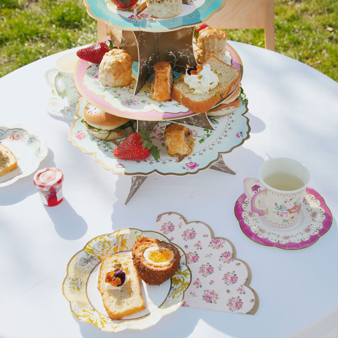 Talking Tables Truly Scrumptious Vintage Paper Cupset – Talking