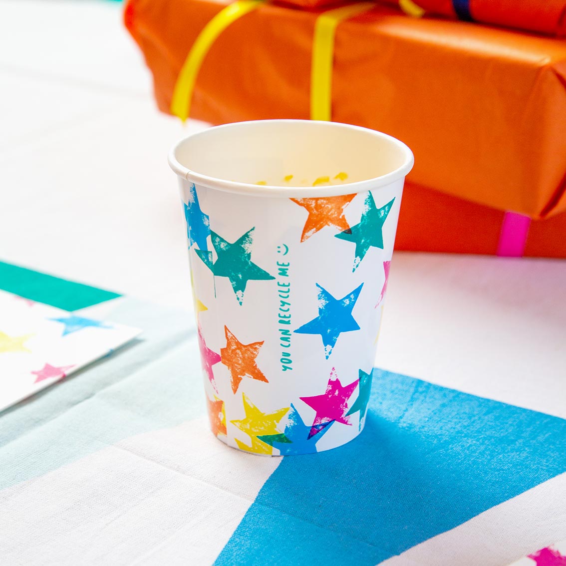 Recyclable Colorful Star Paper Cups (Pack of 8) - Talking Tables